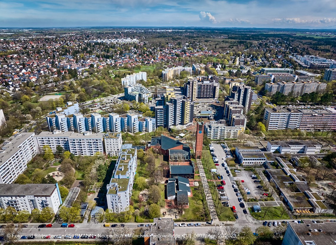 21.04.2023 - Luftbilder vom MArx-Zentrum in Neuperlach